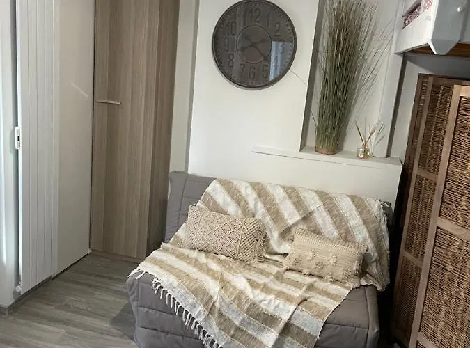 En Hyper Centre آركاشو